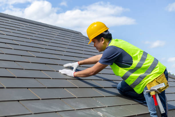 Best Affordable Roofing Company  in Howard, WI